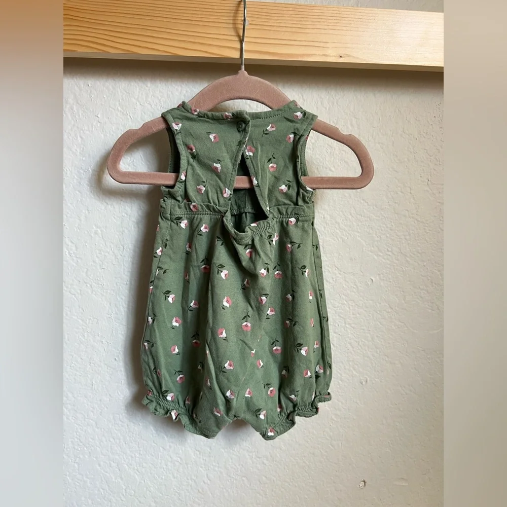 Carter's Floral Baby Romper Size 3M